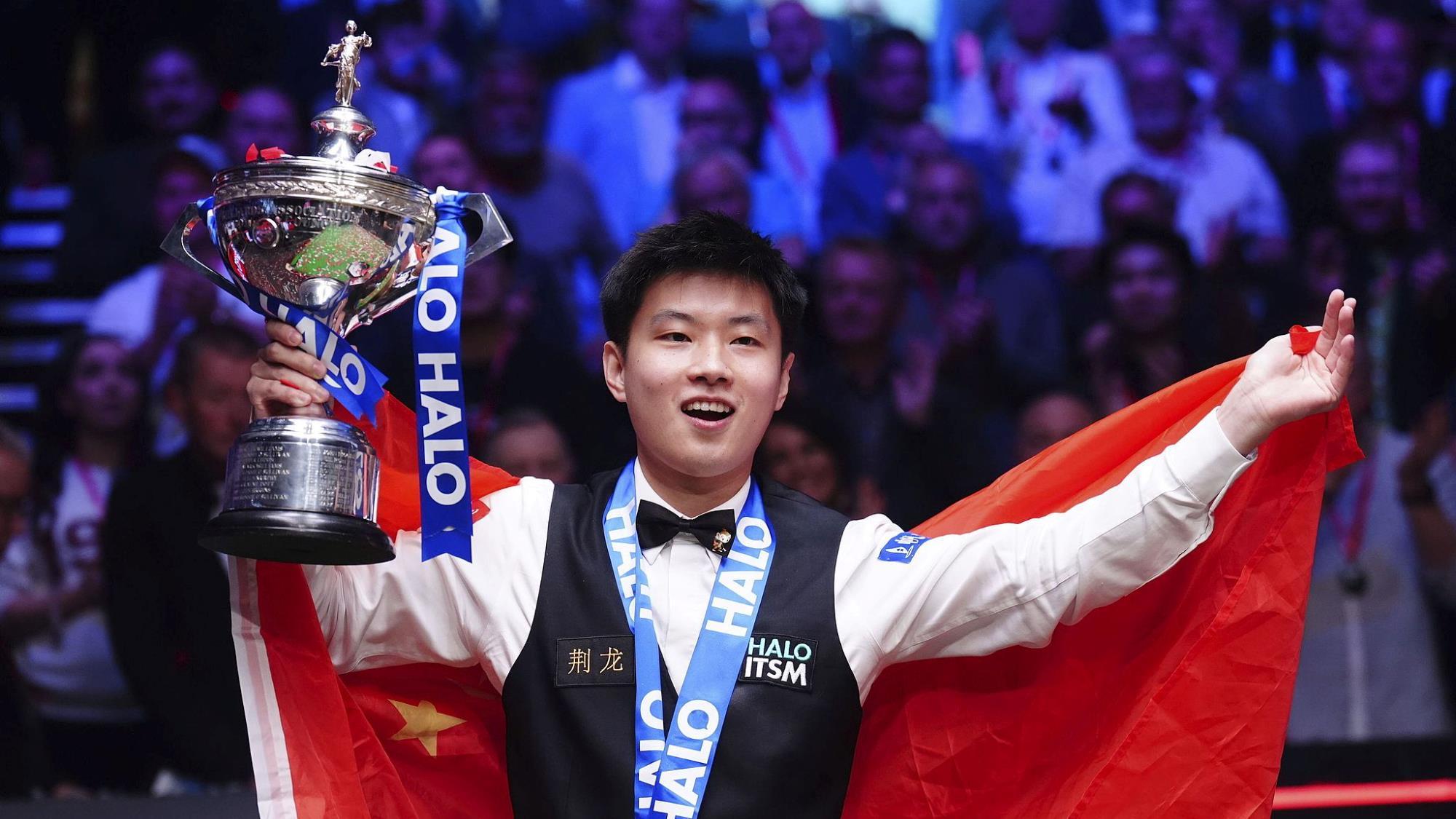 通过在文字 通过在文字