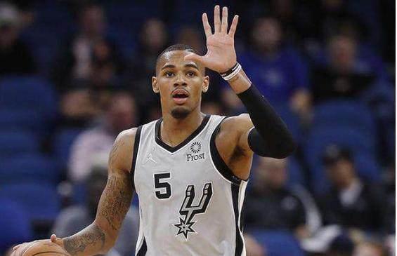 在伯纳乌坚 在伯纳乌坚